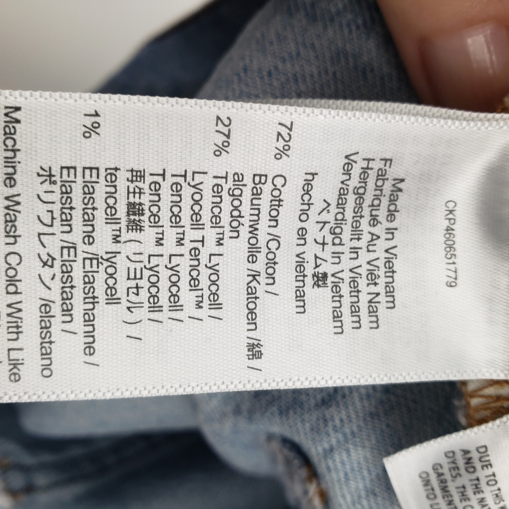 Madewell NWT The Perfect Jean Short Size 30 Stretch, Light Wash - Picture 11 of 11